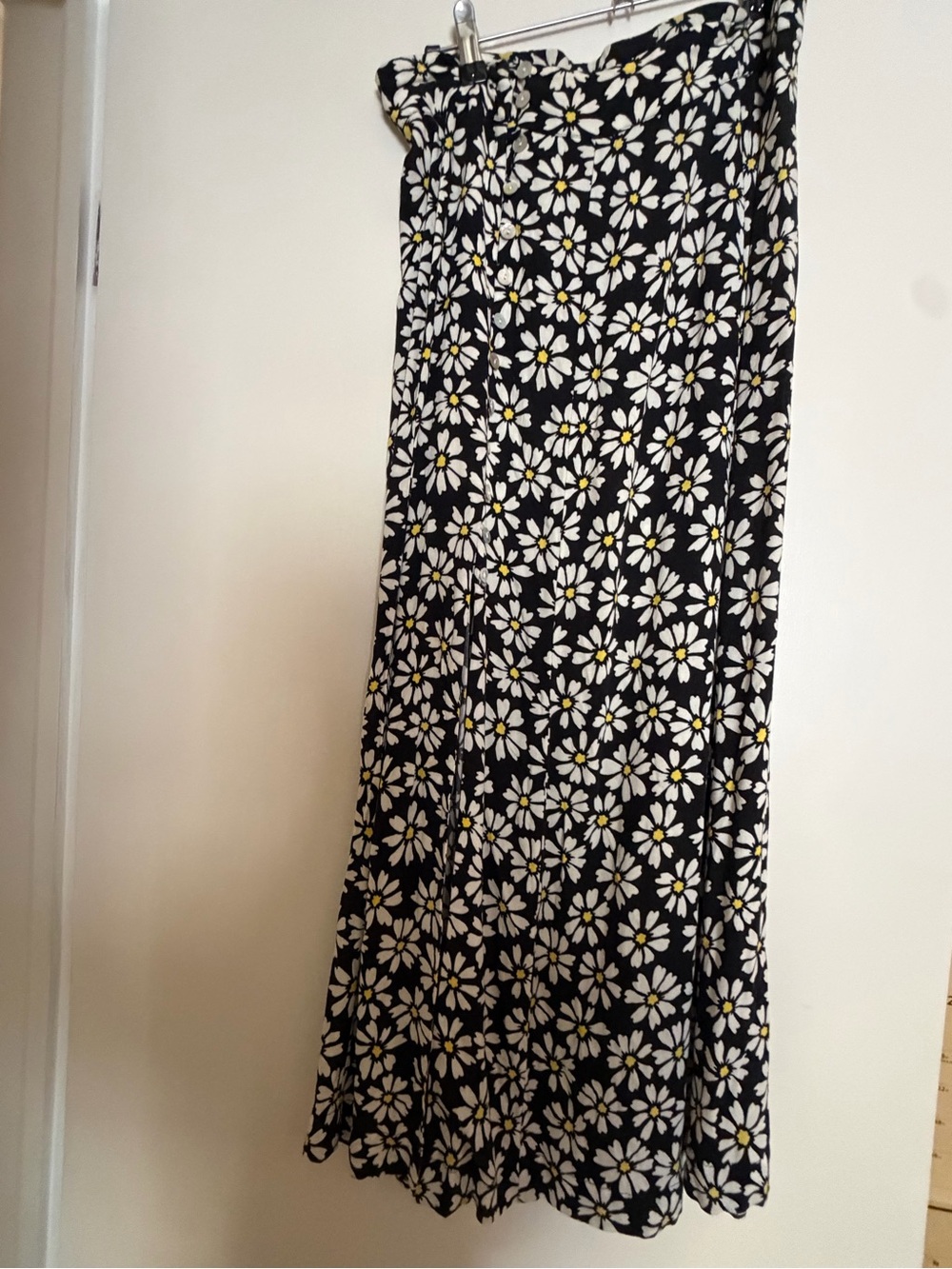 Fifteen Twenty Black Maxi Skirt with White Daisy Print and Yellow Centers